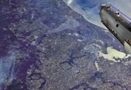 Corriere's tweet photo. Il satellite Goce sta cadendo sulla Terra  «Non escluso il rischio Italia»|Guarda http://t.co/HrRSToMKll http://t.co/uDBSbu5uA6
