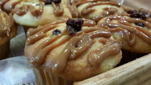 A peek at out Caramel Raisin muffin at <a href="/fXSudirman/">fX Sudirman</a> :)