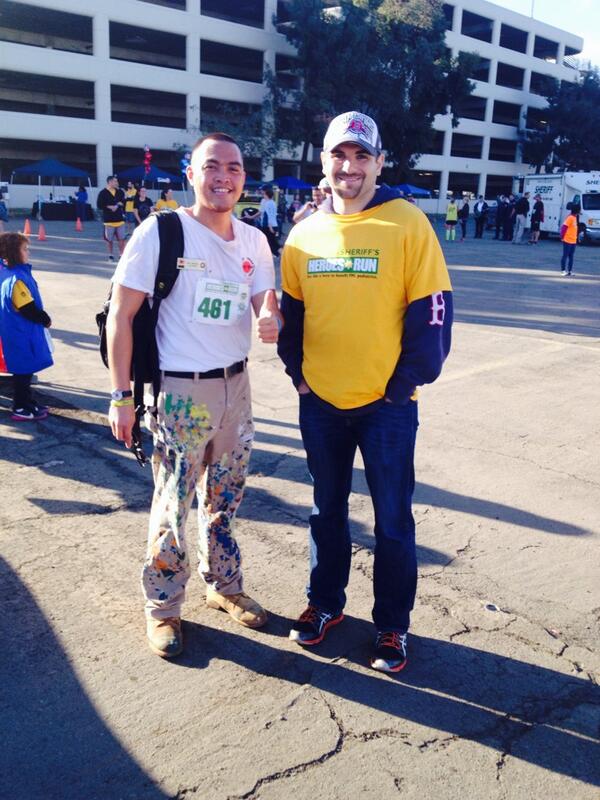LMCutler's tweet photo. Look at the HERO I found at the Heroes Run today... An @CityYearSanJose corps member! @rest_ur_anklez http://t.co/kuCEt0d1wl