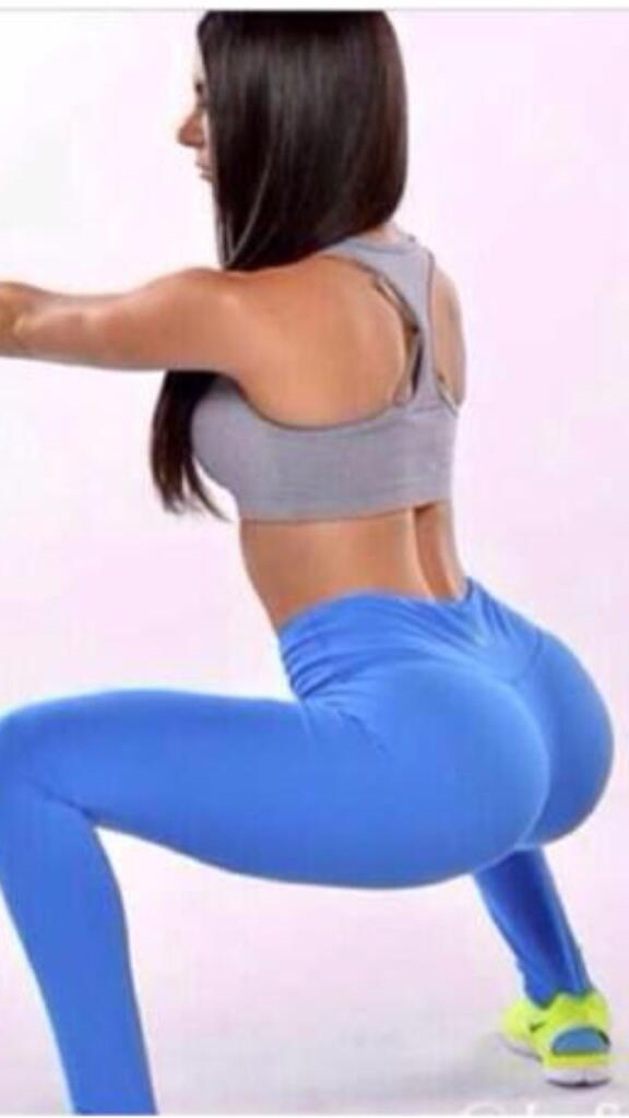 SpandexBooty's tweet photo. She squats http://t.co/Ct25VNFgFt