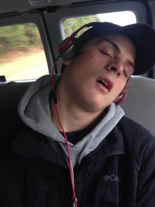 _KungFuKim's tweet photo. Tighten up!!! @powwspensa39 #sleepcam http://t.co/fpMjyJ0CP6