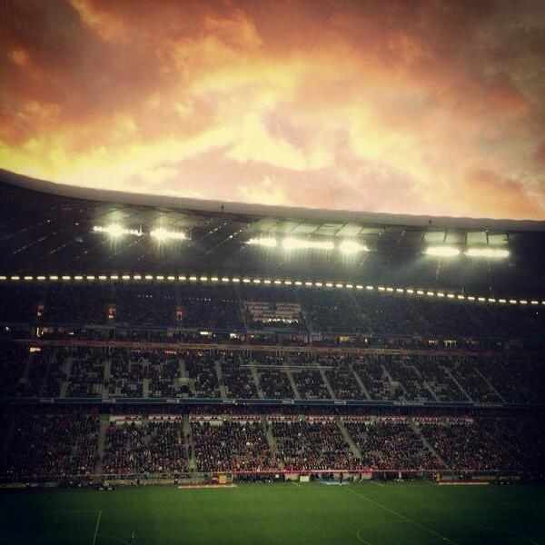 BYpOIpvIYAAb6bD.jpg:large