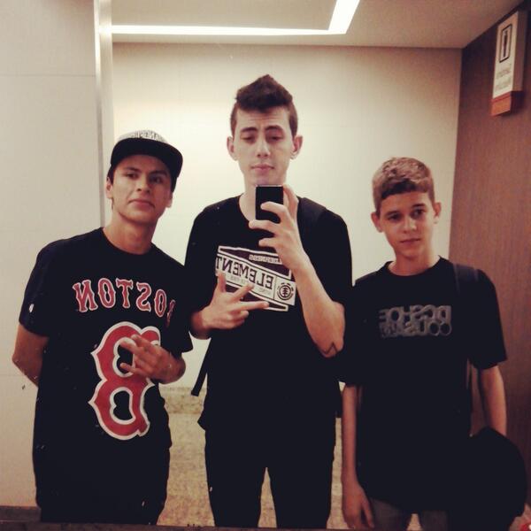 andreihow's tweet image. Soh os niggas