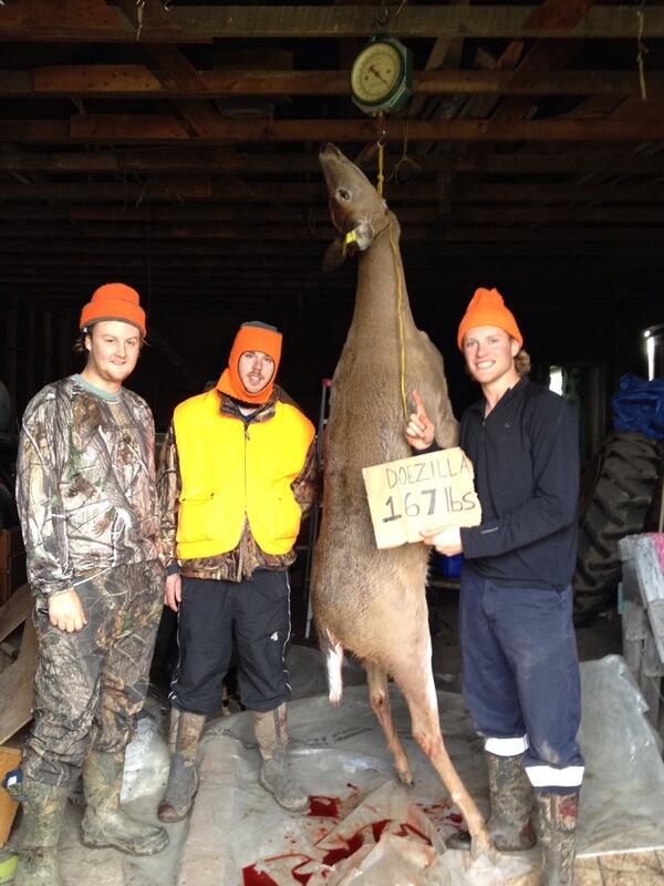 Randyroad's tweet photo. Nice shooting @brAIDSauced @ConnMcKay @rhyno07  wow 167 lb http://t.co/mhJFPFln7V