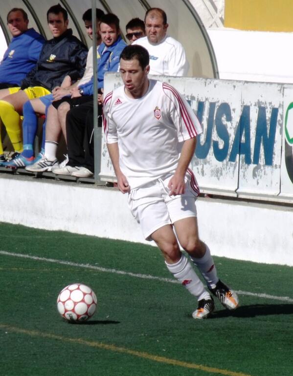 dxtutrera's tweet photo. @abelromero73 tu también esta en El Balompié Utrerano http://t.co/gEwq9CLKE4