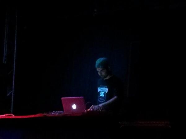 UndergroundBass's tweet photo. Last night  >> Kik Genocide on MAMA MANDAWA (BCN)
@UndergroundBass http://t.co/CdCXAJgOAh