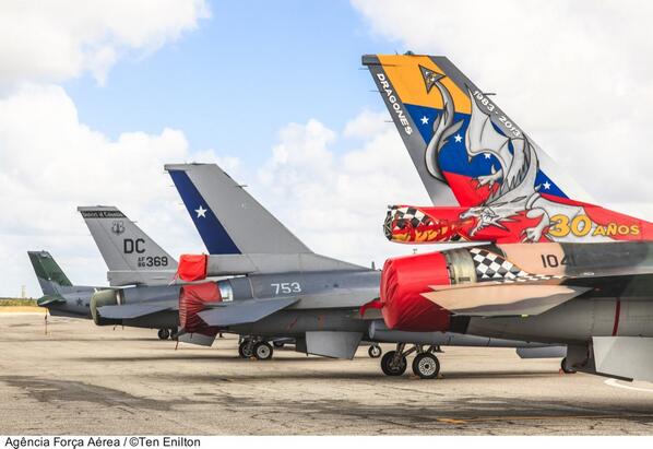 [FOTO] Los F-16 de #cruzex2013 Venezuela, Chile y Estados Unidos ->
