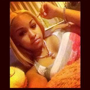 _IstoleTea's tweet photo. my bae @xCaliDimplesx http://t.co/kwjxGqLrX3