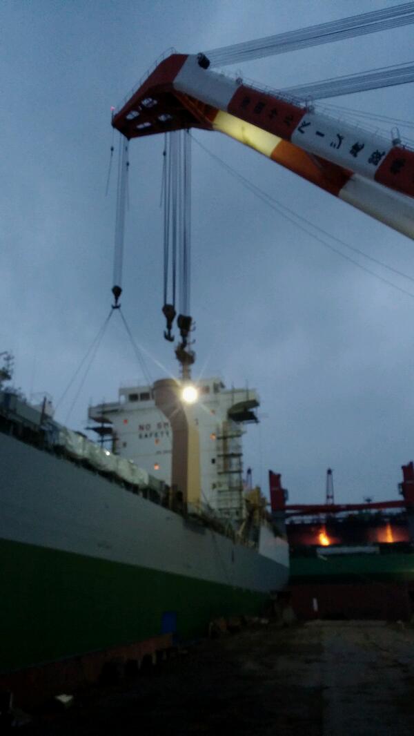 아오 푹 쉬고자픈데 일욜도 출근해야하는 내 팔자야  흑흑