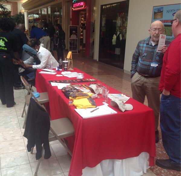 Jazz919WCLKatl's tweet photo. #healthiness #NorthDeKalbMall @kiplynPrimus #TheLocalTake http://t.co/Gz8p5ga6kG #Decatur #ATL http://t.co/fbFRZfjx34