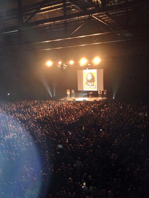 rava9e's tweet photo. Thanks @rustyrockets for enlightening me about cats! Great show man, can't wait to see you on @joerogan podcast http://t.co/oHFbFdMH1h