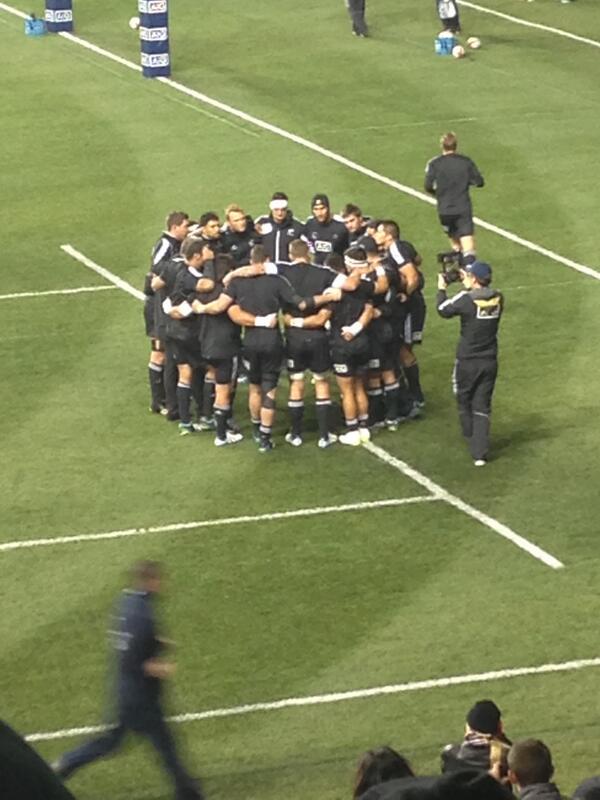 dani_ellemh's tweet image. #TweetFromYourSeat #USAvMaoriABs section 124 row v seat 12 #ForwardPack