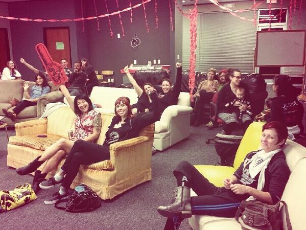 bexcalibur's tweet photo. TXRG watch party (part II) at the BloodShed! #killkillkill #bringhydrahome #talk2wftda http://t.co/Dtso1q4BXt