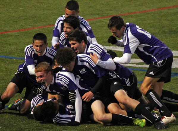Monroe-Woodbury's Bruce Jeter buried the GWG vs. Arlington &amp; then got buried by his teammates. #dogpile #boyssoccer