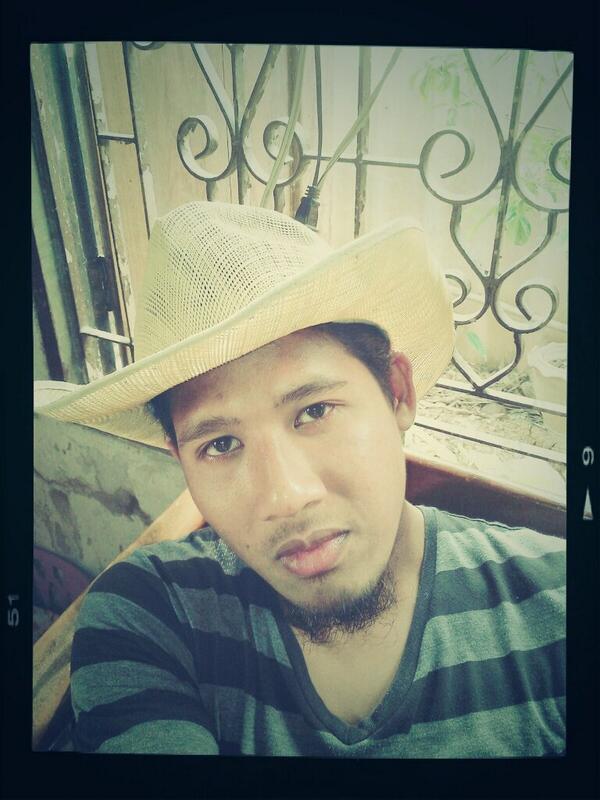 KSingyam's tweet photo. ผมเองคราบ http://t.co/mcd5KQwLc5