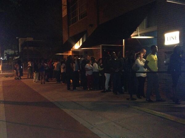 Mel_CityWalk's tweet photo. Always a great night at Citywalk! You're not too late to join the party so let's go! http://t.co/8p6MUOeg9L