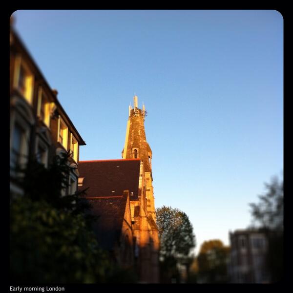 IDigranes's tweet photo. Had a blast @BrandValley workshop in London. Next stop Oslo... http://t.co/p9ngh1B79m