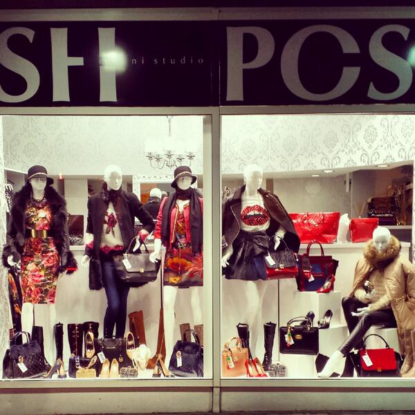 POSHworldbyB tweet picture