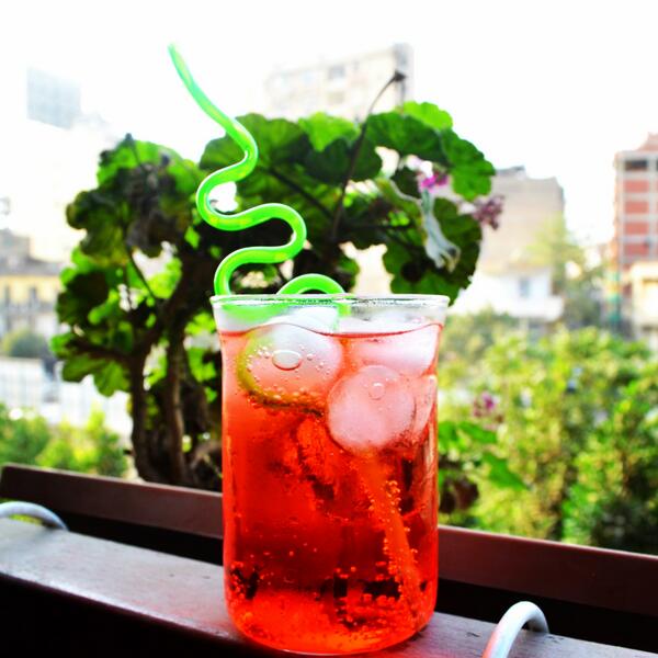 maya_tarek's tweet image. Home-made Shirley Temple. Not so much of a #KitchenSuccess, but still deserves to be shared. :)