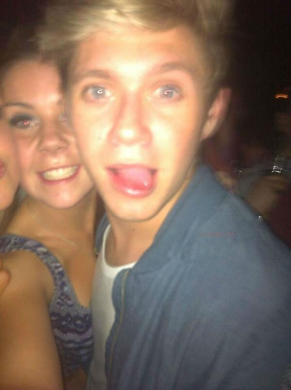 1DSuperHumans_'s tweet photo. Niall in Mullingar #2  (nov8) http://t.co/IjPCwkTy5e
