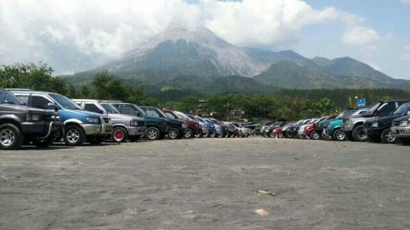 Kopdar #PMers #joglosemar di #merapi <a href="/edyarkananta/">Edy Sulastomo</a> <a href="/adityatobi/">Aditya Permana Dwi S</a> @krisdayadi