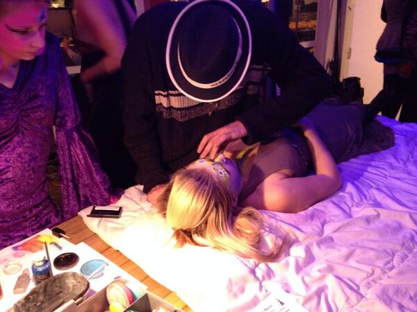 gothicenfantasy's tweet photo. Wat een geweldige creaties van hermanns airbrush @pbhoeve #zuidlaren ! Kom ook en laat u verrassen ! http://t.co/T4jUc5JgpA