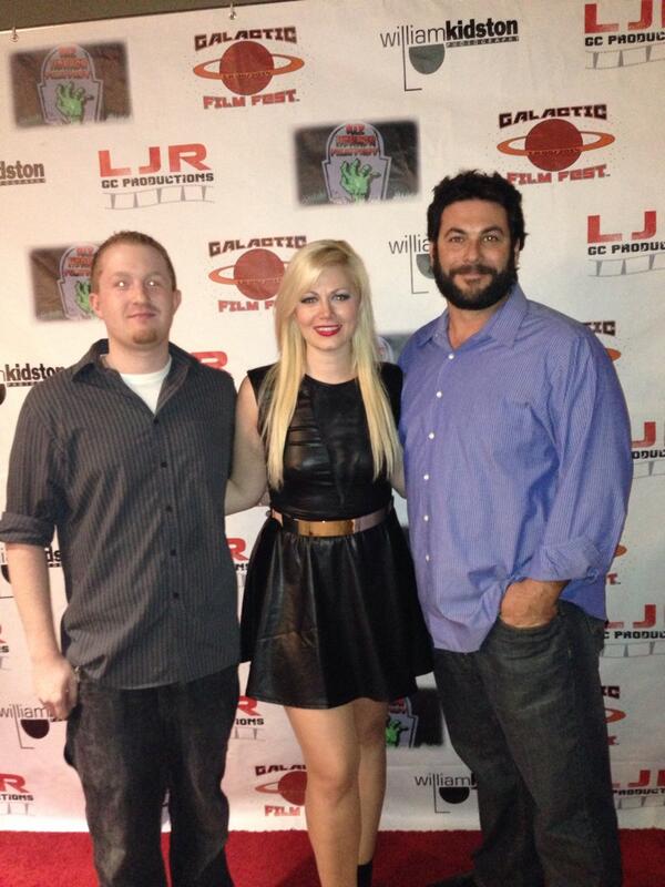 DarkkStorage's tweet photo. Had a great time with @JessicaCameron_ @Psych_N_Horror @ShayMorganBrook at RIP Film Fest. @FilmTruthOrDare #horror http://t.co/56KwAjVUXc