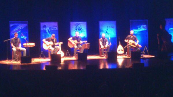 bena_37's tweet photo. @obrintpas emotiu concert a Terrassa #acustic http://t.co/Wq6Jq8tuBX