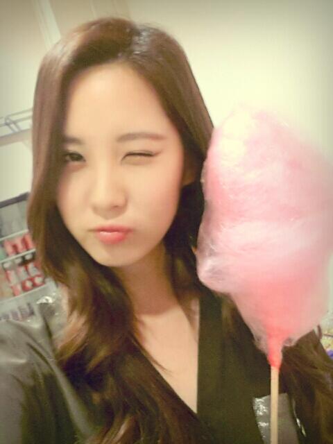 [OTHER][08-11-2013]Selca + Tin nhắn mới của SeoHyun  - Page 3 BYuEHSNCAAAoR39