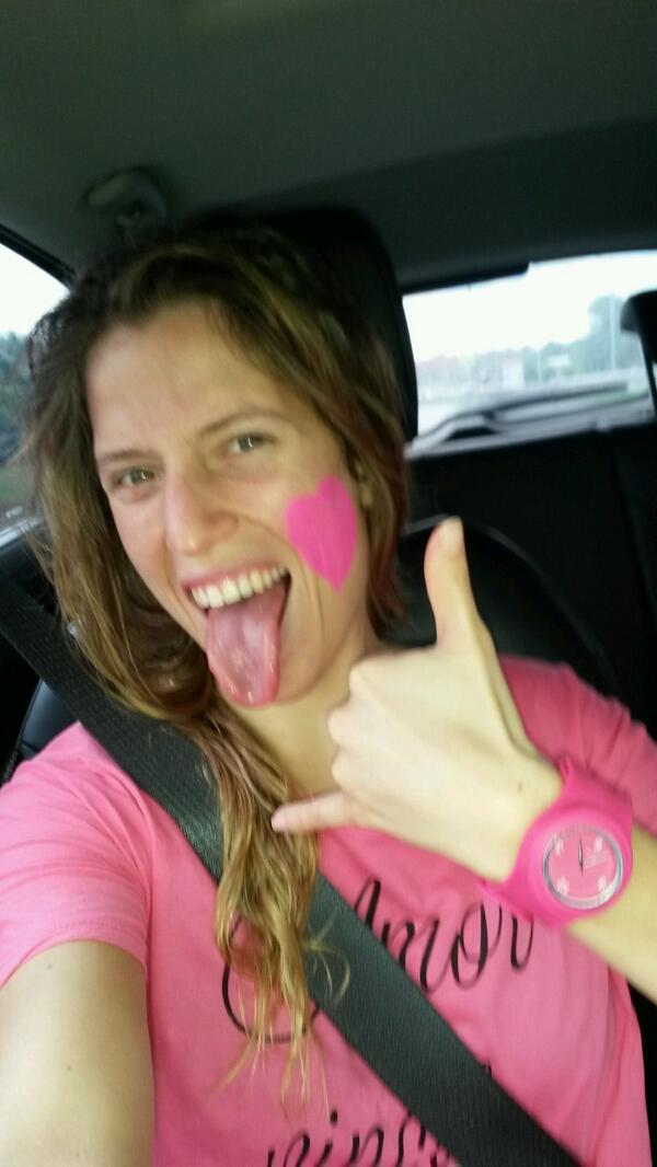 MacaBrandi's tweet photo. @pinkybullyvuela allá vamos! #sostodo http://t.co/MN0pPj0Nxw