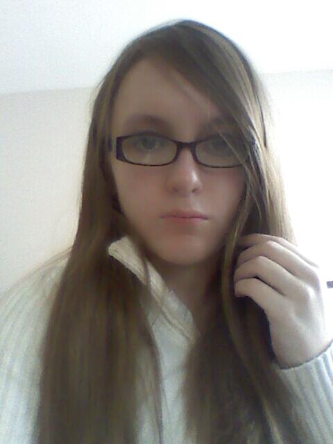 CreepyCarrie98's tweet photo. //Hiiii! c: http://t.co/bPagOSWmOB