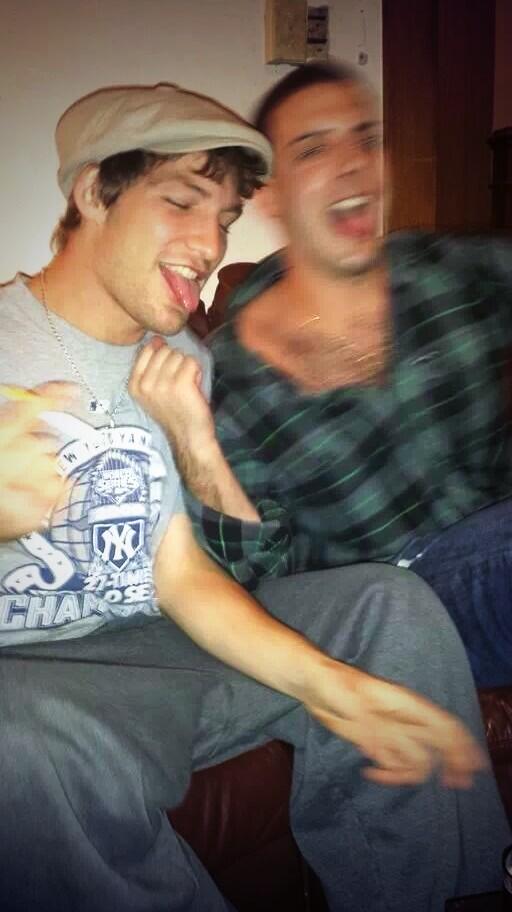 handaes32's tweet image. Doin this every night  #pregamminhard #90spowerhour #bestshitout #gettinfuggedup