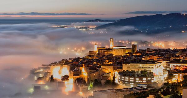 40 finalists &amp; 40 breathtaking images. Which 5 of them will fly to Puerto Rico? nokia.ly/1dQQSnx