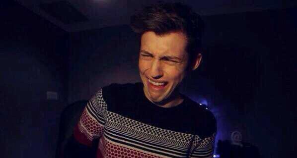 osnapitzbecca's tweet image. #votearianagrande bc ..