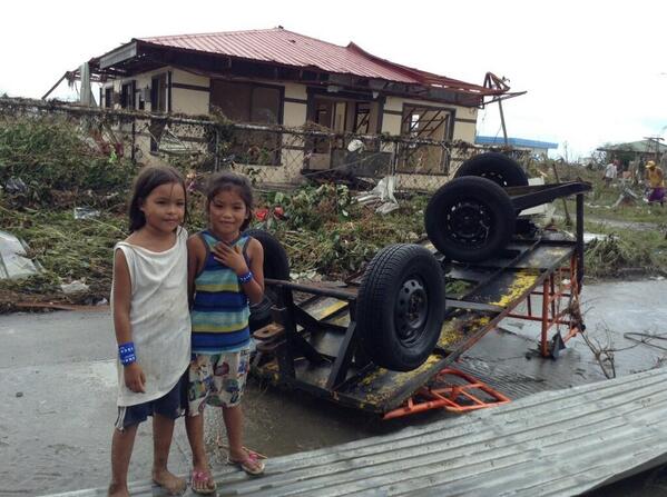 People on the ground in the Philippines share photos &amp; stories of Typhoon Haiyan's destruction buzzfeed.com/alisonvingiano…