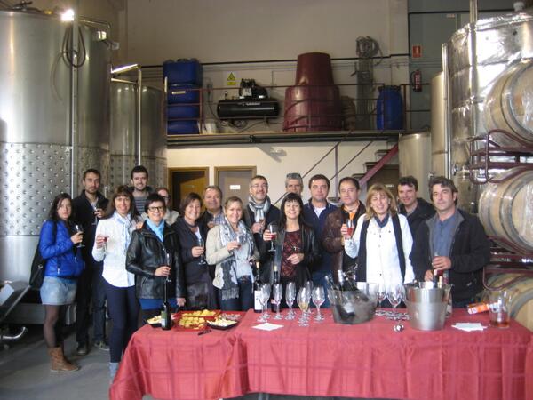 analec1's tweet photo. Dia Europeu de l'enoturisme.  Gràcies a tots per fer-ho possible @turismedelleida #Noescapsecret @vallcorbi http://t.co/8q7BrnukWo