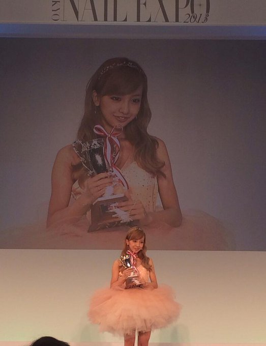 板野友美のtwitterアーカイブ 13年11月11日 Arkaibu Project48