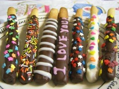 papilonplume's tweet photo. Happy pepero day gurls @VC_LeeChaerin @SPA_eunji ♡♡♡♡ http://t.co/TE1DaLEVub
