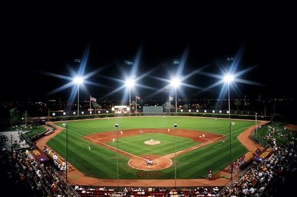 TheCollegeLefty's tweet image. If your #DiamondsAfterDark is this&amp;gt;&amp;gt;&amp;gt;&amp;gt; we will get married