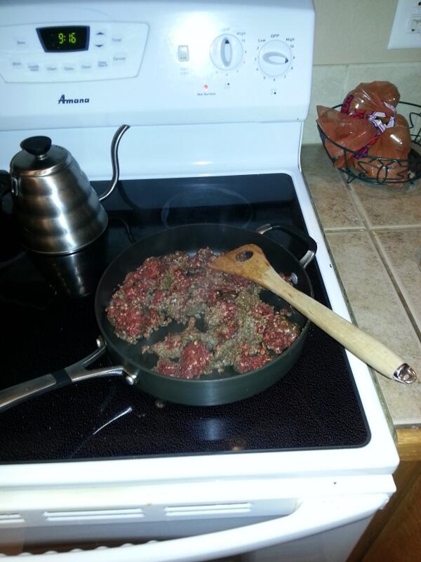 TylerA_Bullets's tweet photo. @mhumm1 @lil_lawler venison sausage and burger for the chili tomorrow! Gonna go great in the canned hormel... http://t.co/ZwtYyE0eiB