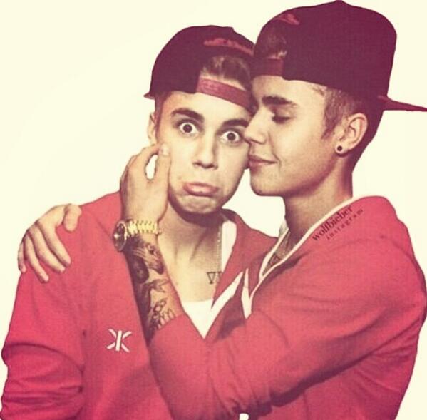 JasonxMallete's tweet photo. Ai laff ju brou <3 @xjaxonmallette http://t.co/qxHehv83DJ