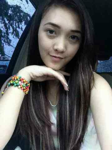 Hehehe <a href="/audiashavira/">audiashavira</a> bokin pak manajer cantik, colek dikit ah