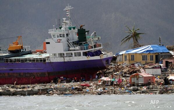 Philippine President Aquino declares state of national calamity after Typhoon #Haiyan bbc.in/1fvzVQj Tacloban