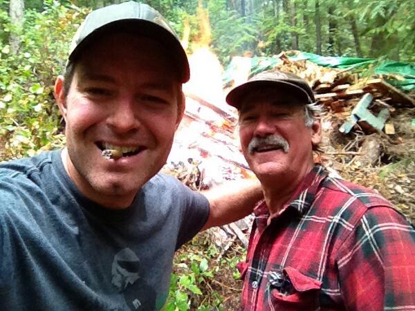 Monahan27's tweet photo. Gotta love "work weekends" at the cabin with the in laws. #sakinawlake http://t.co/epvKRCtgPu