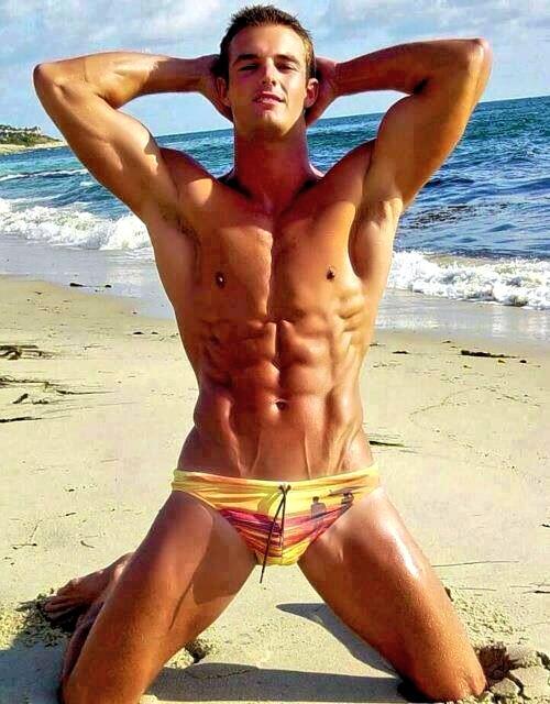 Magic_Man69's tweet photo. Lick! http://t.co/lONl0o8dBc
