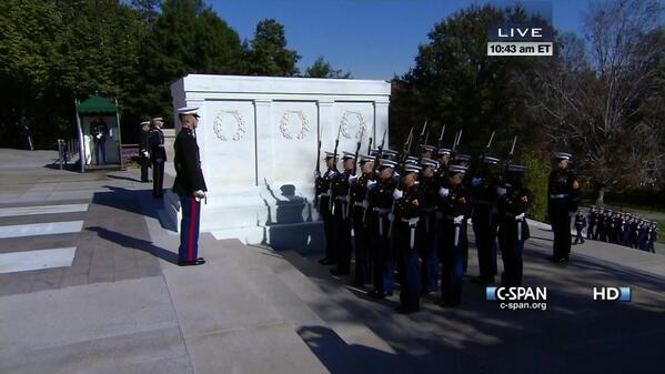 cspan's tweet photo. #VeteransDay Observance at Tomb of the Unknowns at @ArlingtonNatl - LIVE on C-SPAN http://t.co/ed04yHkH6S http://t.co/6T8VWbSPrj