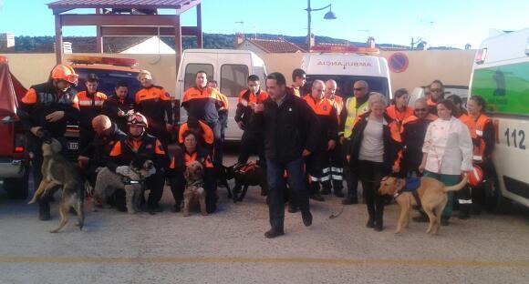 COPEPINARES's tweet photo. En el homenaje a la agrupación de Protección Civil de San Martín, 25 años de volunariado. http://t.co/qvuTKyXXB9