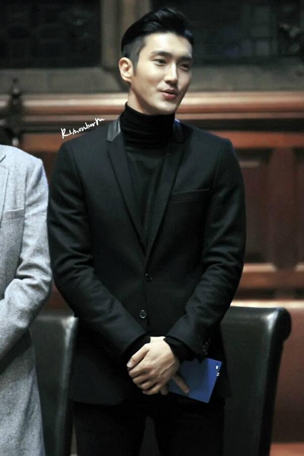 RememberM2008's tweet photo. 1110#University of oxford##siwon# @siwon407 http://t.co/MggQEg2A1T