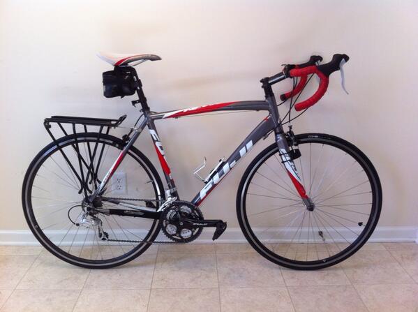 fuji newest 2.0 road bike
