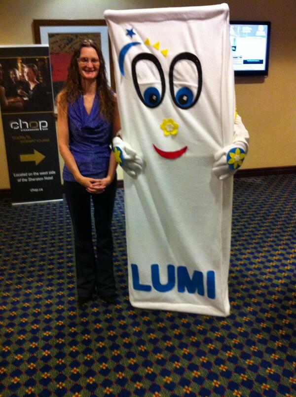 survivorsusan's tweet photo. #ibuildrelay A PIC from 2013 @RFLSummit http://t.co/K38rucCeCW